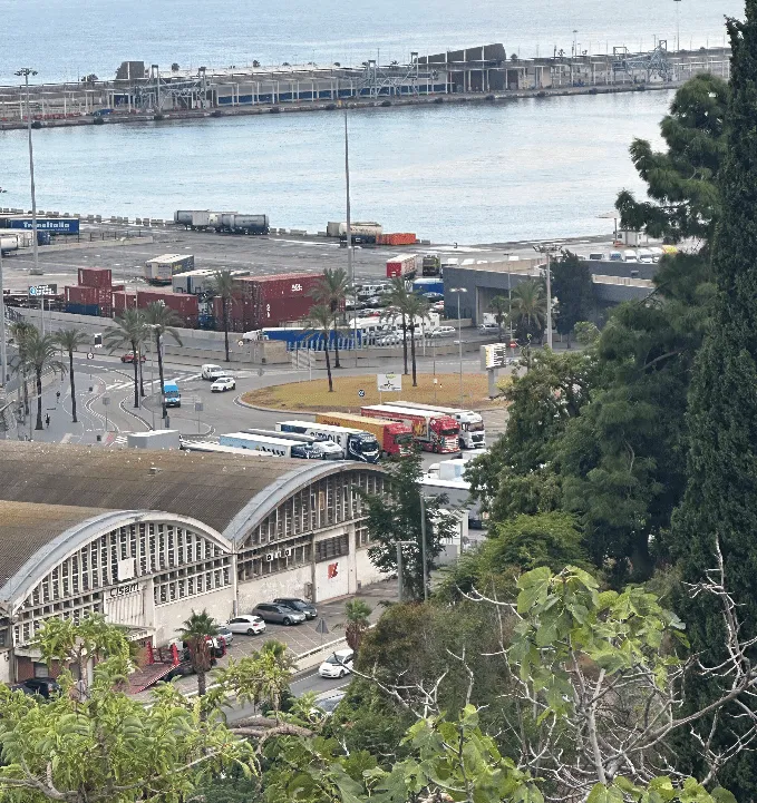 Truck Park San Beltran