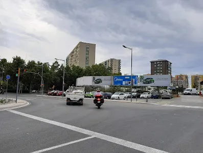 APARCAMIENTOS VERNEDA Parking de Vehículos Industriales